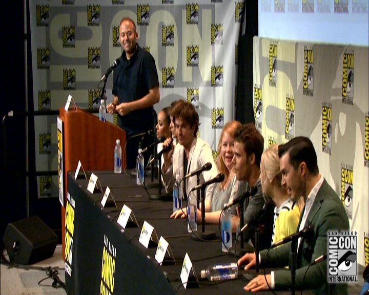 VampireDiariesWorld-dot-nl_S7-dvdextra-2015ComicConPanel1223.jpg