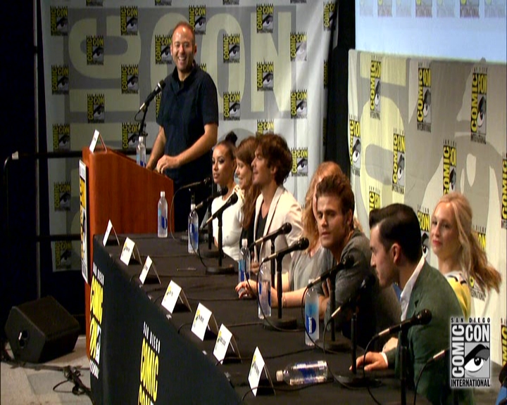 VampireDiariesWorld-dot-nl_S7-dvdextra-2015ComicConPanel1226.jpg