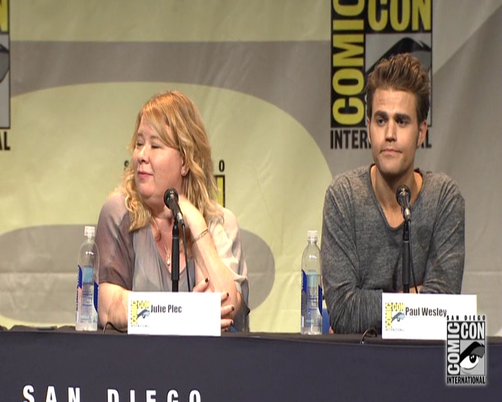 VampireDiariesWorld-dot-nl_S7-dvdextra-2015ComicConPanel1370.jpg