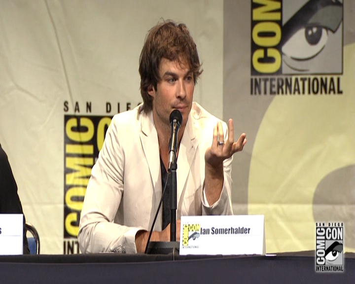 VampireDiariesWorld-dot-nl_S7-dvdextra-2015ComicConPanel1376.jpg