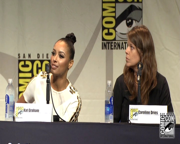 VampireDiariesWorld-dot-nl_S7-dvdextra-2015ComicConPanel1430.jpg