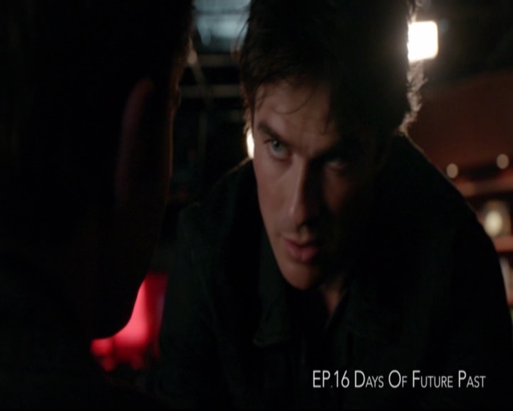 VampireDiariesWorld-dot-nl_S7-dvdextra-DirectingVampires0069.jpg