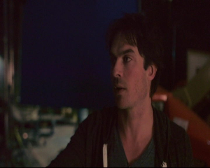 VampireDiariesWorld-dot-nl_S7-dvdextra-DirectingVampires0099.jpg