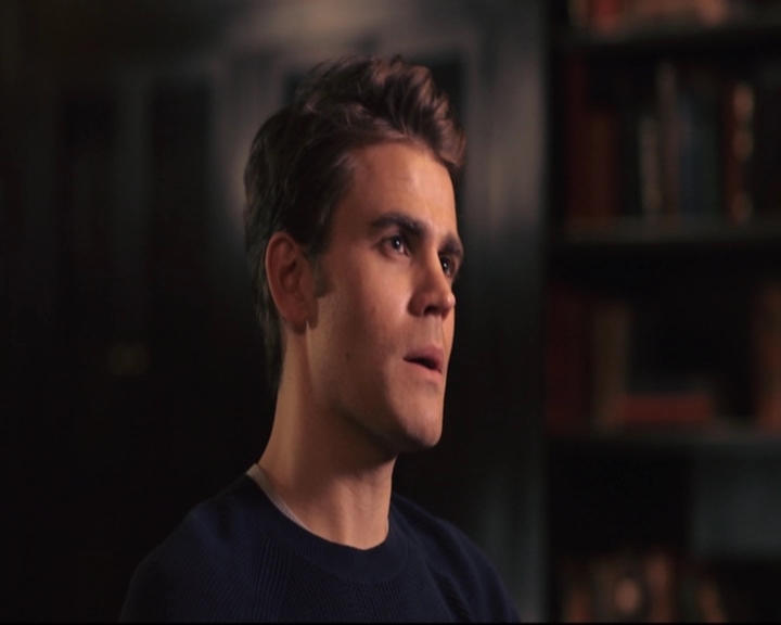 VampireDiariesWorld-dot-nl_S7-dvdextra-DirectingVampires0222.jpg