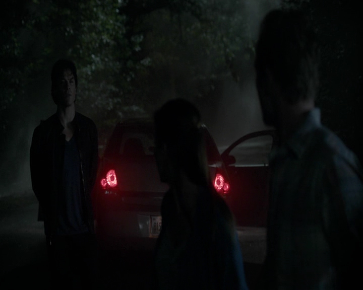 VampireDiaries-dot-nl_VampireDiaries-8x01HelloBrother0076.jpg