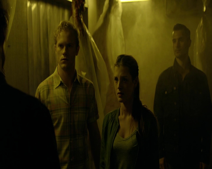 VampireDiaries-dot-nl_VampireDiaries-8x01HelloBrother0125.jpg