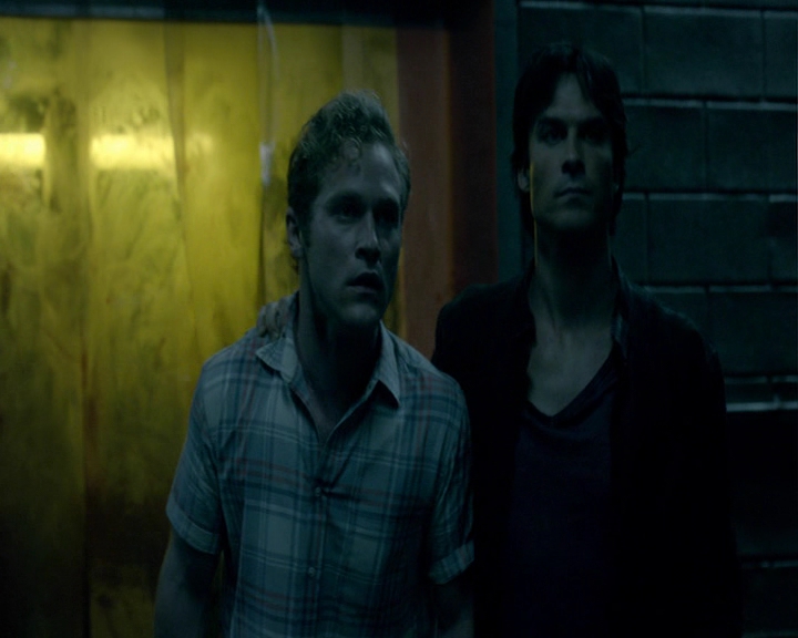 VampireDiaries-dot-nl_VampireDiaries-8x01HelloBrother0203.jpg