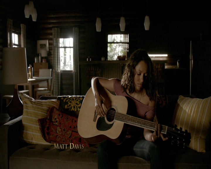 VampireDiaries-dot-nl_VampireDiaries-8x01HelloBrother0322.jpg