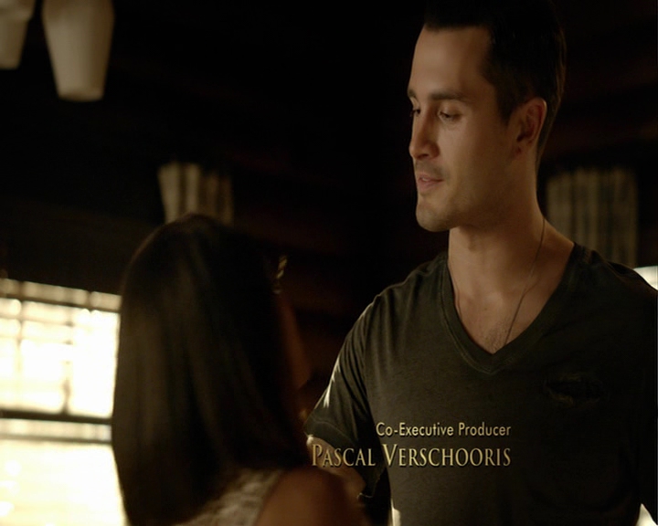 VampireDiaries-dot-nl_VampireDiaries-8x01HelloBrother0386.jpg