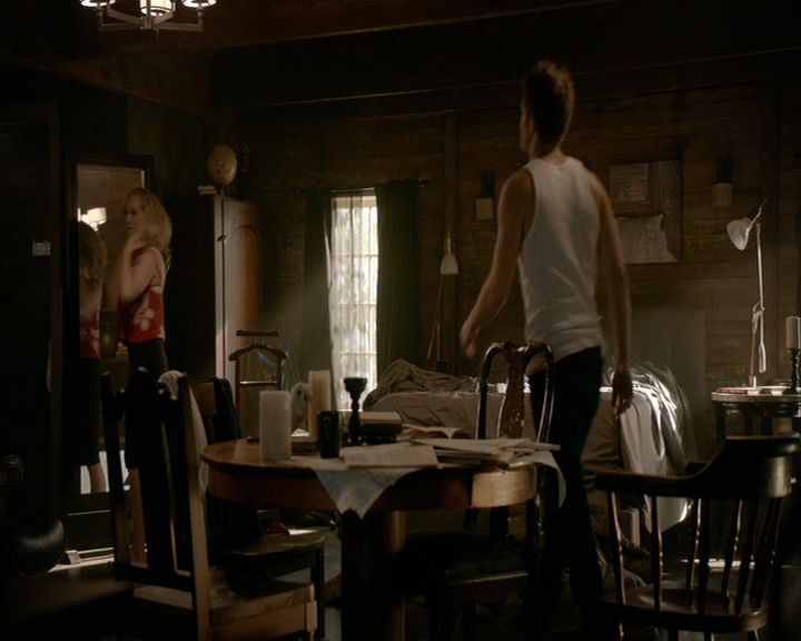 VampireDiaries-dot-nl_VampireDiaries-8x01HelloBrother0423.jpg