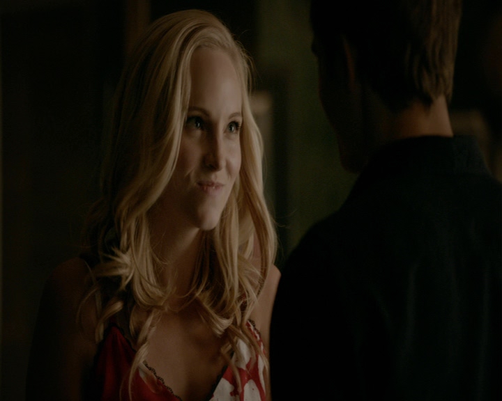 VampireDiaries-dot-nl_VampireDiaries-8x01HelloBrother0449.jpg