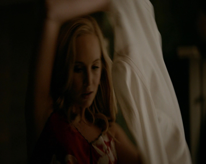 VampireDiaries-dot-nl_VampireDiaries-8x01HelloBrother0454.jpg