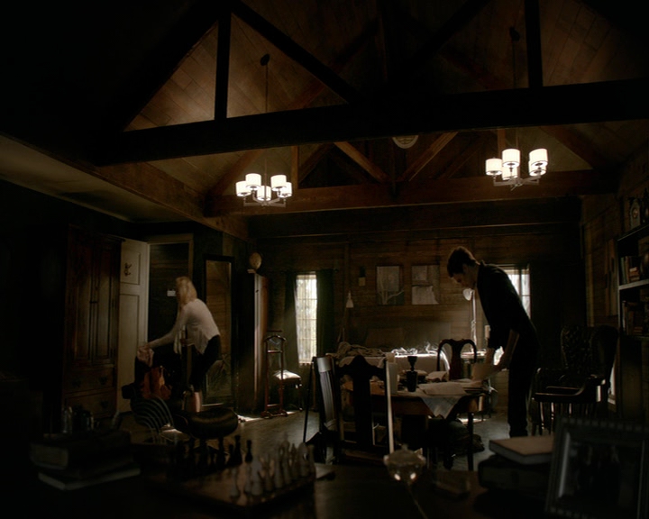 VampireDiaries-dot-nl_VampireDiaries-8x01HelloBrother0459.jpg