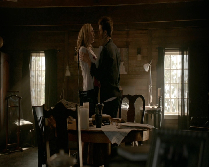 VampireDiaries-dot-nl_VampireDiaries-8x01HelloBrother0473.jpg