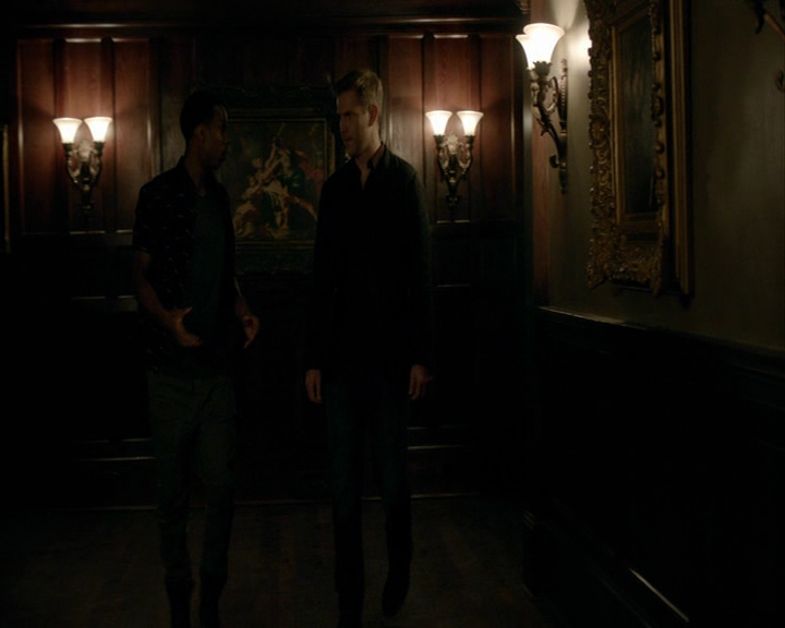 VampireDiaries-dot-nl_VampireDiaries-8x01HelloBrother0543.jpg