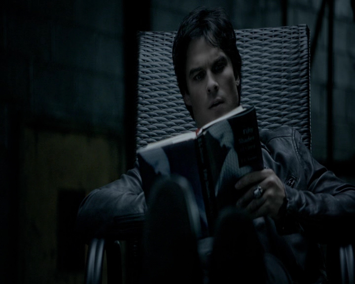 VampireDiaries-dot-nl_VampireDiaries-8x01HelloBrother0724.jpg