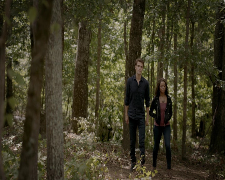 VampireDiaries-dot-nl_VampireDiaries-8x01HelloBrother0749.jpg