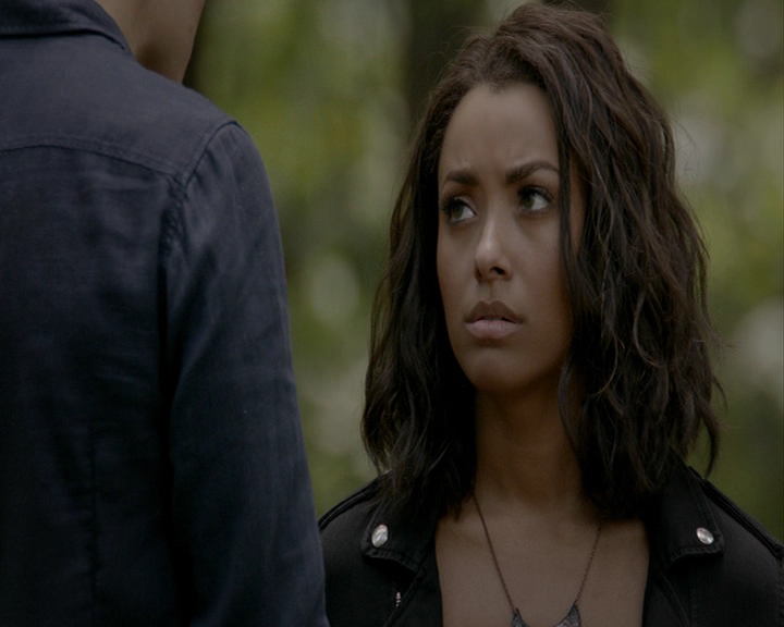 VampireDiaries-dot-nl_VampireDiaries-8x01HelloBrother0776.jpg