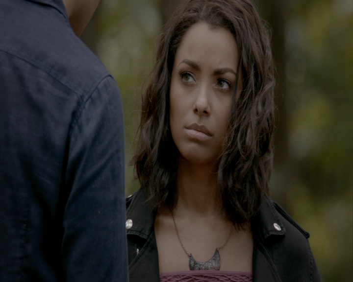 VampireDiaries-dot-nl_VampireDiaries-8x01HelloBrother0794.jpg