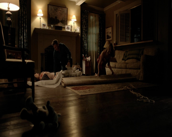 VampireDiaries-dot-nl_VampireDiaries-8x01HelloBrother1682.jpg