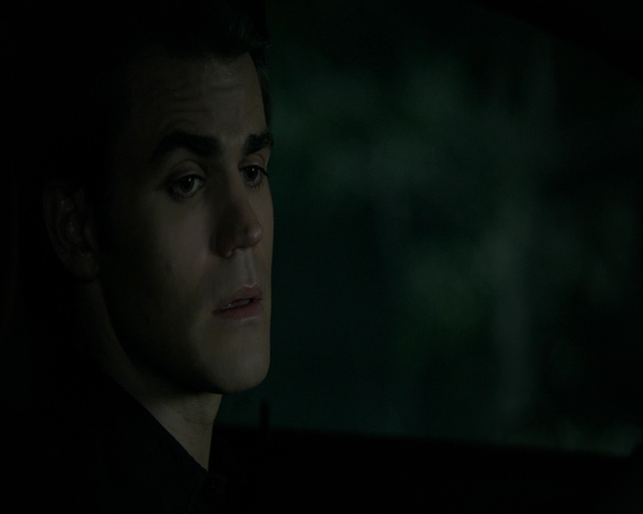 VampireDiaries-dot-nl_VampireDiaries-8x01HelloBrother1824.jpg