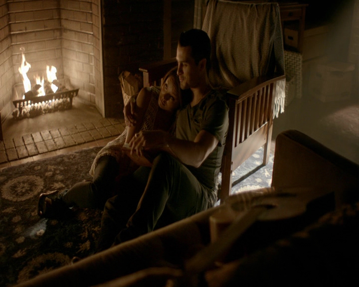 VampireDiaries-dot-nl_VampireDiaries-8x01HelloBrother1890.jpg