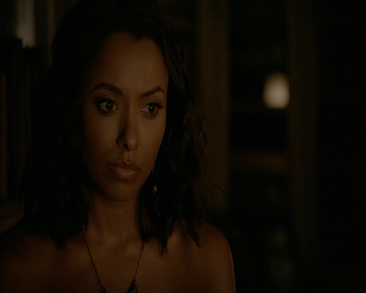 VampireDiaries-dot-nl_VampireDiaries-8x01HelloBrother1947.jpg