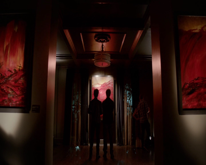 VampireDiaries-dot-nl_VampireDiaries-8x01HelloBrother1974.jpg