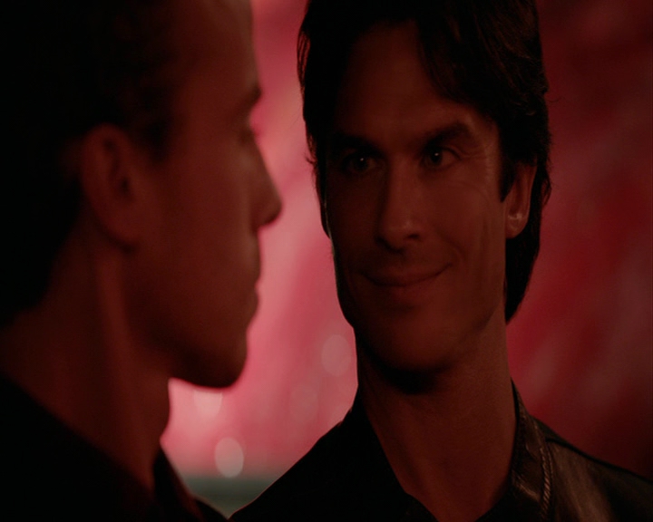 VampireDiaries-dot-nl_VampireDiaries-8x01HelloBrother1989.jpg