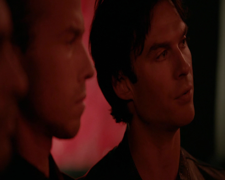 VampireDiaries-dot-nl_VampireDiaries-8x01HelloBrother2012.jpg