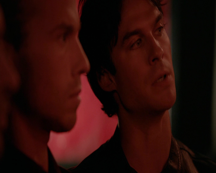 VampireDiaries-dot-nl_VampireDiaries-8x01HelloBrother2013.jpg