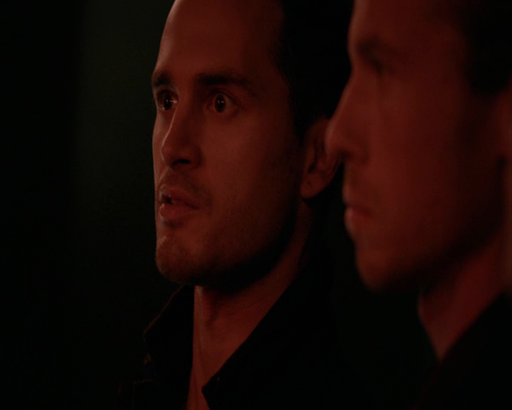 VampireDiaries-dot-nl_VampireDiaries-8x01HelloBrother2041.jpg