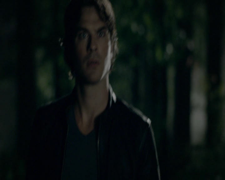 VampireDiaries-dot-nl_VampireDiaries-8x01HelloBrother2111.jpg