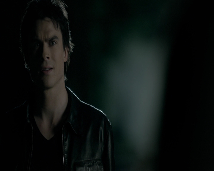 VampireDiaries-dot-nl_VampireDiaries-8x01HelloBrother2124.jpg