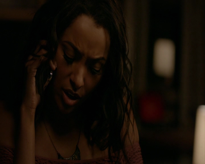 VampireDiaries-dot-nl_VampireDiaries-8x01HelloBrother2258.jpg