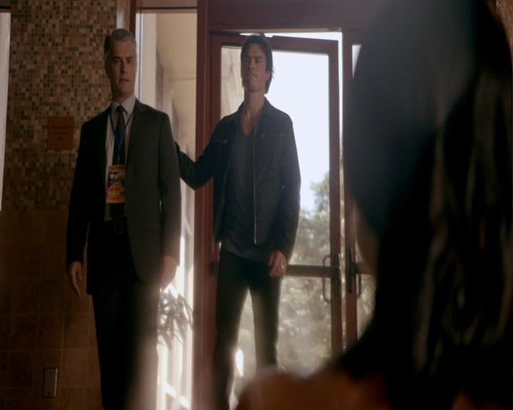 VampireDiaries-dot-nl_VampireDiaries-8x02TodayWillBeDifferent0081.jpg