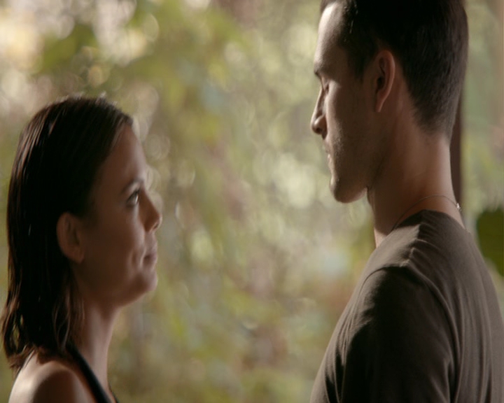 VampireDiaries-dot-nl_VampireDiaries-8x02TodayWillBeDifferent0445.jpg