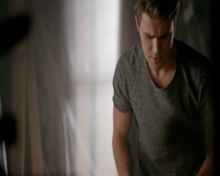 VampireDiaries-dot-nl_VampireDiaries-8x02TodayWillBeDifferent0482.jpg