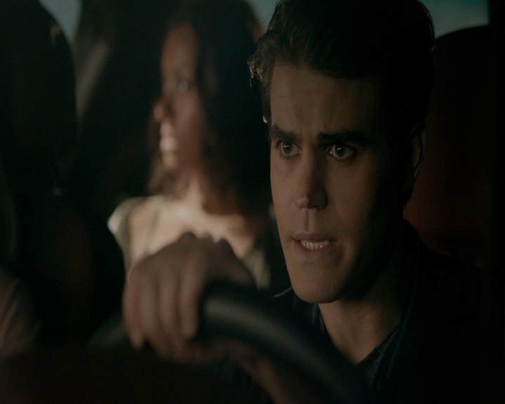 VampireDiaries-dot-nl_VampireDiaries-8x02TodayWillBeDifferent0558.jpg