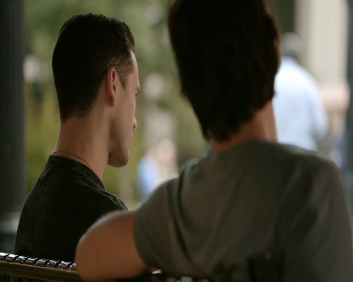 VampireDiaries-dot-nl_VampireDiaries-8x02TodayWillBeDifferent0696.jpg