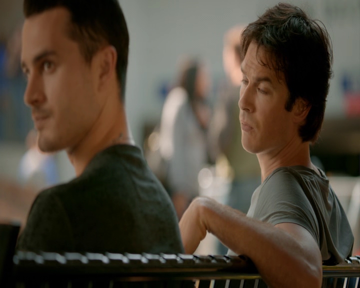 VampireDiaries-dot-nl_VampireDiaries-8x02TodayWillBeDifferent0710.jpg