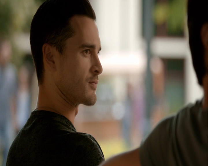 VampireDiaries-dot-nl_VampireDiaries-8x02TodayWillBeDifferent0736.jpg