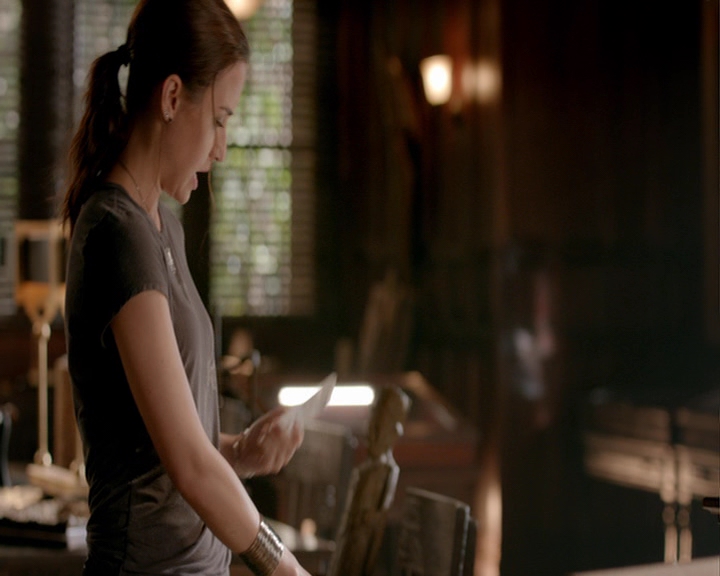 VampireDiaries-dot-nl_VampireDiaries-8x02TodayWillBeDifferent0832.jpg