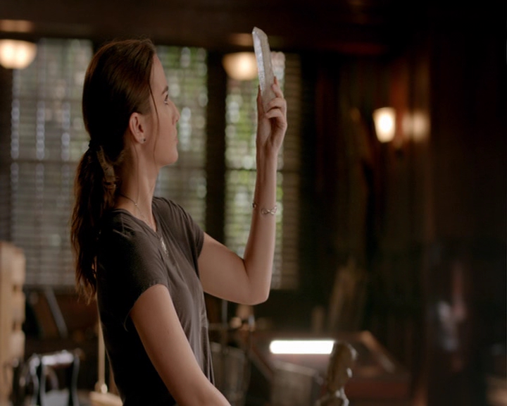 VampireDiaries-dot-nl_VampireDiaries-8x02TodayWillBeDifferent0834.jpg