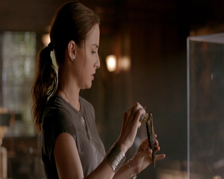 VampireDiaries-dot-nl_VampireDiaries-8x02TodayWillBeDifferent0848.jpg