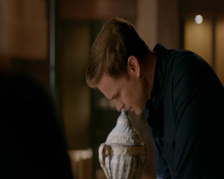 VampireDiaries-dot-nl_VampireDiaries-8x02TodayWillBeDifferent0860.jpg