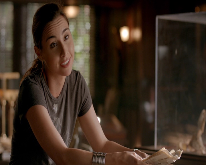 VampireDiaries-dot-nl_VampireDiaries-8x02TodayWillBeDifferent0867.jpg