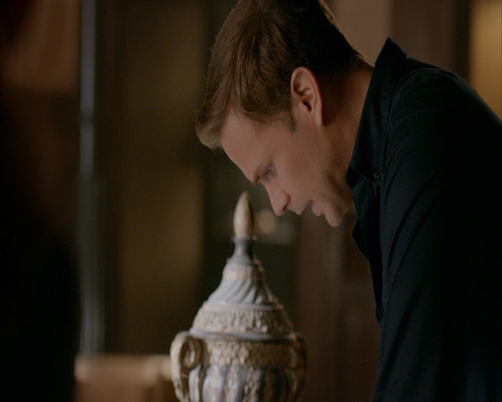 VampireDiaries-dot-nl_VampireDiaries-8x02TodayWillBeDifferent0868.jpg