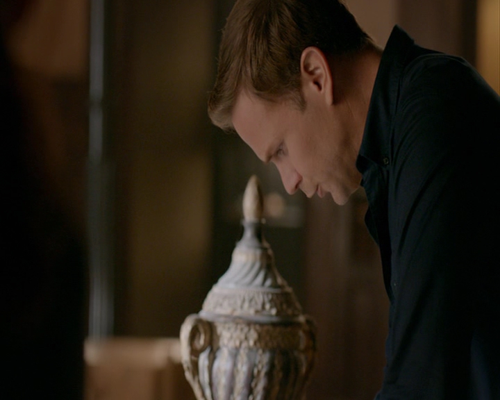 VampireDiaries-dot-nl_VampireDiaries-8x02TodayWillBeDifferent0869.jpg