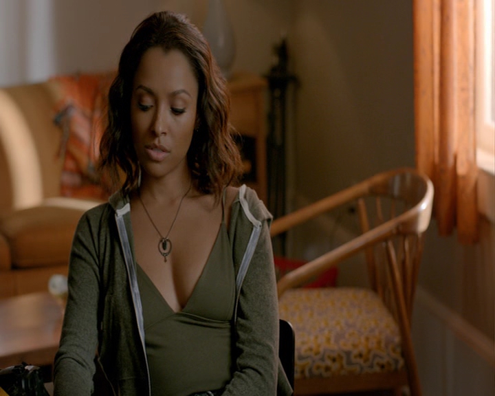 VampireDiaries-dot-nl_VampireDiaries-8x02TodayWillBeDifferent0931.jpg